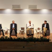 salvador-mena-munguia-presenta-su-primera-novela-de-ciencia-ficcion-sobre-maiz-transgenico_5